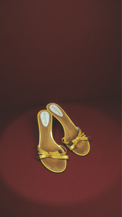 Louis Vuitton Yellow Bow Detail Mule EU 37
